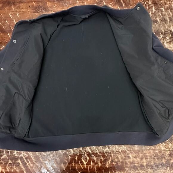 Lululemon Men’s Bomber Jacket XXL Black Stretch Softshell Zip Snap Front - Picture 3 of 14